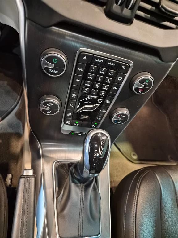 볼보 V40 V40 크로스컨트리 D3 이미지 15