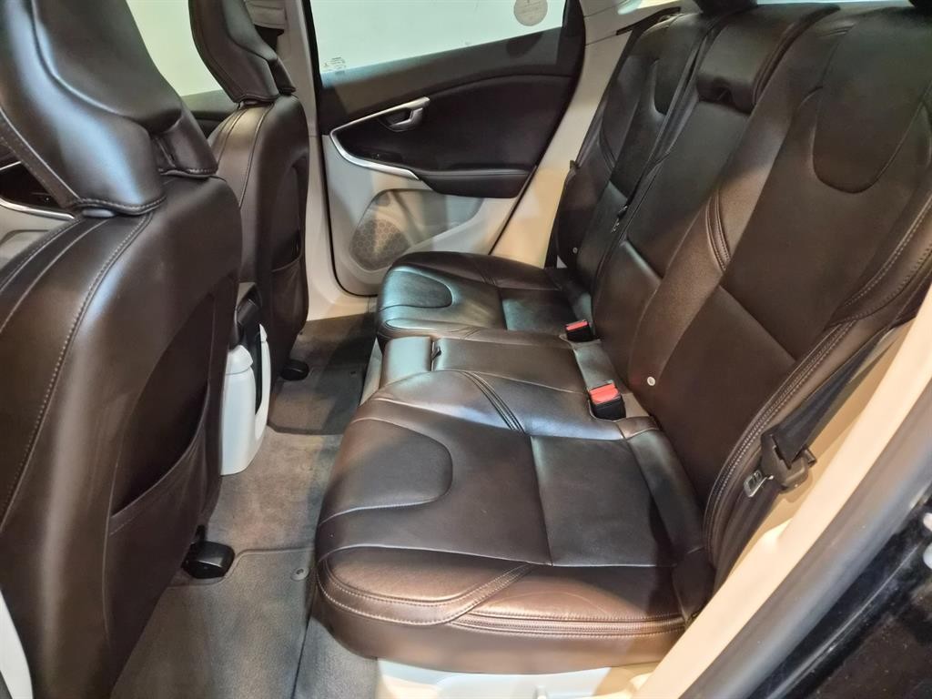 볼보 V40 V40 크로스컨트리 D3 이미지 7
