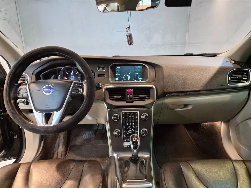볼보 V40 V40 크로스컨트리 D3 이미지 8
