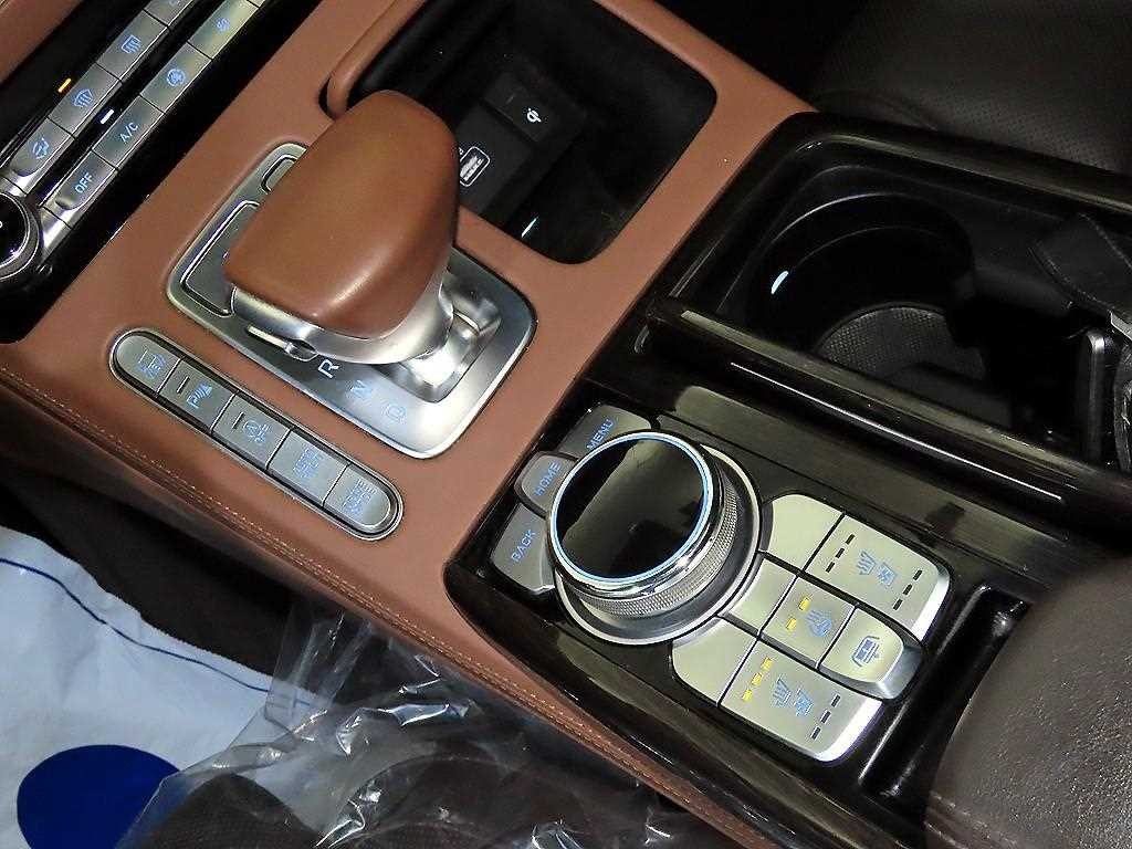 제네시스 G90 3.8 GDI 럭셔리 이미지 12