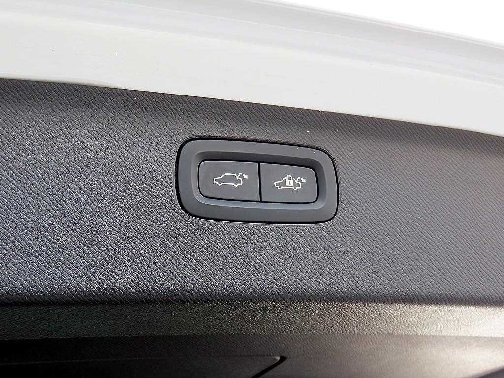 볼보 XC90 XC90 2세대 2.0 B6 AWD 인스크립션 이미지 15