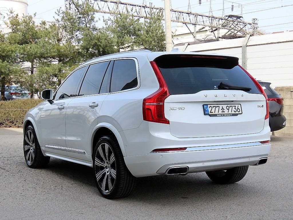 볼보 XC90 XC90 2세대 2.0 B6 AWD 인스크립션 이미지 3