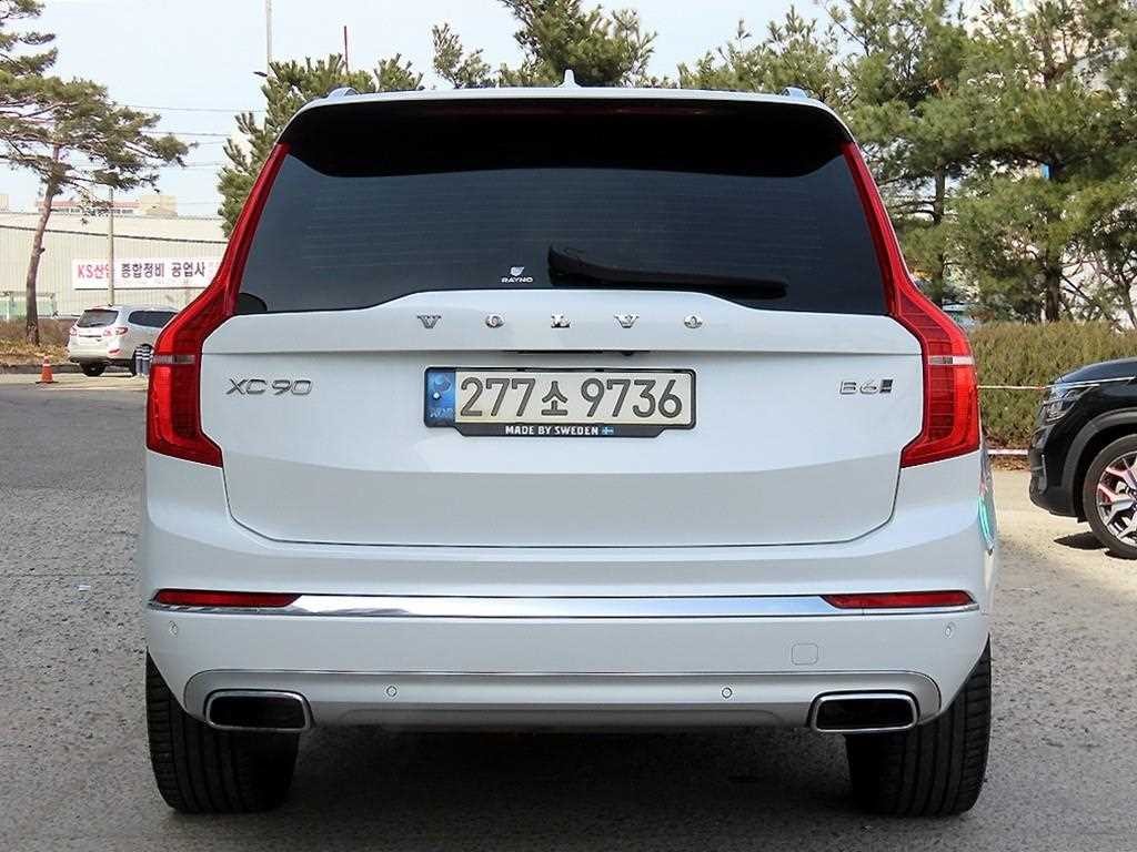 볼보 XC90 XC90 2세대 2.0 B6 AWD 인스크립션 이미지 4