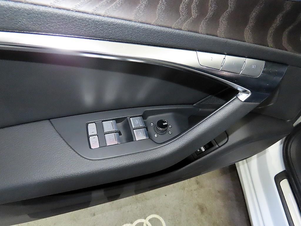 아우디 A6 A6 (C8) 45 TFSI 콰트로 프리미엄 이미지 13