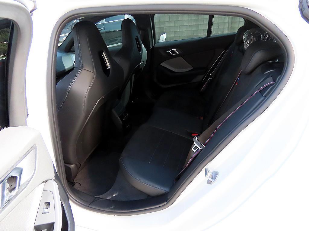 BMW 1시리즈 1시리즈 (F52) M135 xDrive 이미지 6