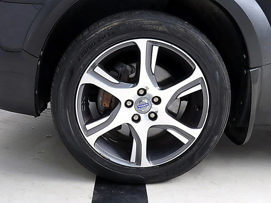 볼보 XC70 D5 이미지 20
