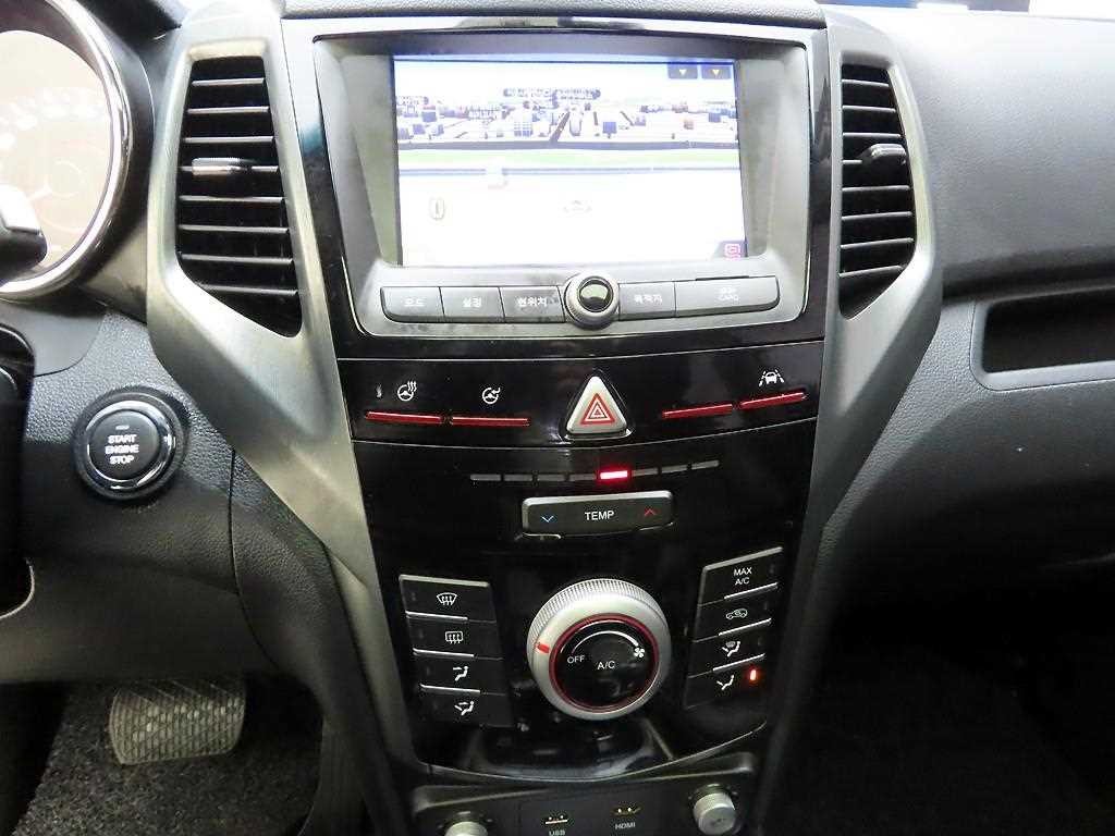 KG모빌리티(쌍용) 티볼리 티볼리 아머 4WD 디젤 LX 이미지 10