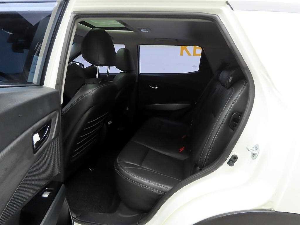 KG모빌리티(쌍용) 티볼리 티볼리 아머 4WD 디젤 LX 이미지 13