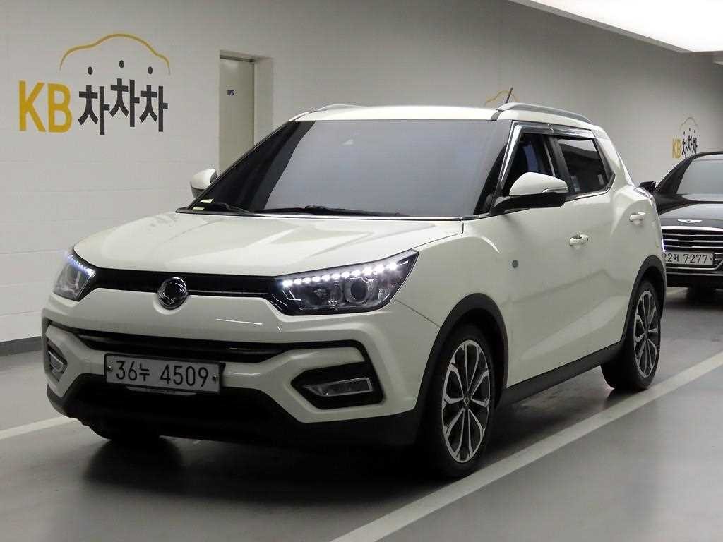 KG모빌리티(쌍용) 티볼리 티볼리 아머 4WD 디젤 LX 이미지 2