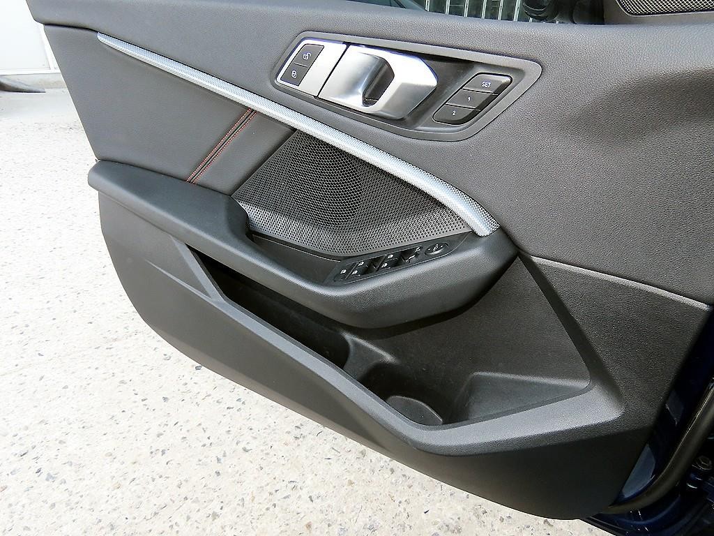 BMW 1시리즈 1시리즈 (F40) 118d 스포츠 이미지 11