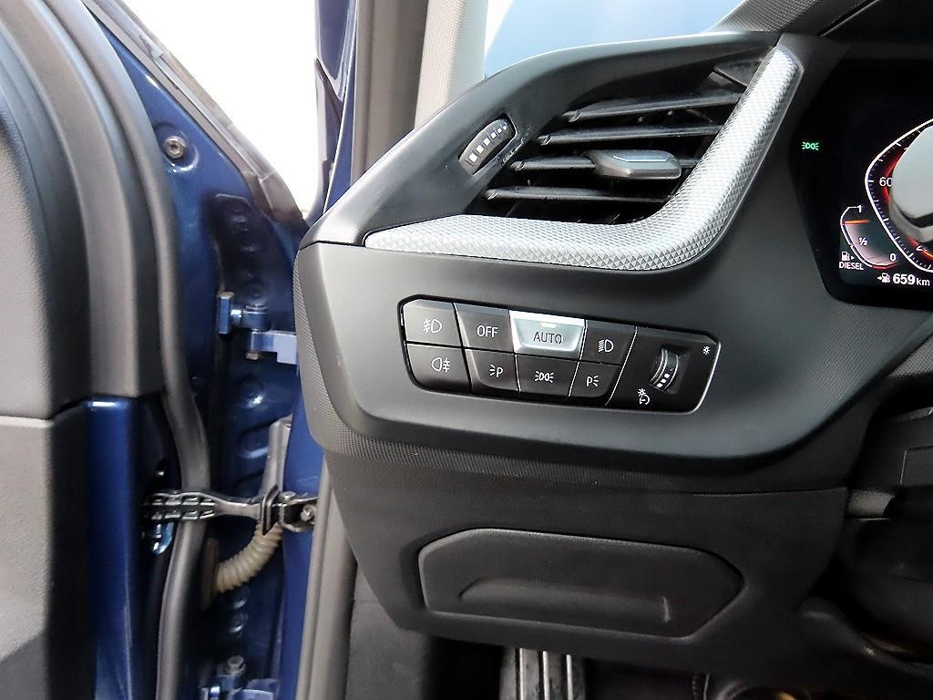 BMW 1시리즈 1시리즈 (F40) 118d 스포츠 이미지 12