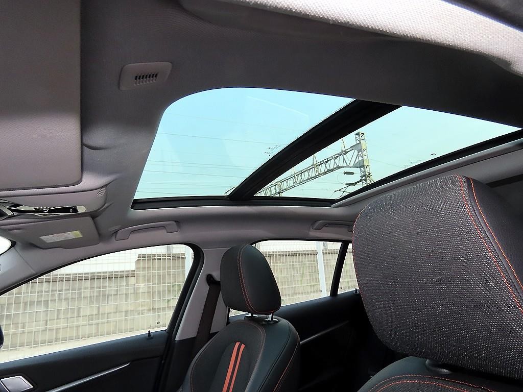BMW 1시리즈 1시리즈 (F40) 118d 스포츠 이미지 18