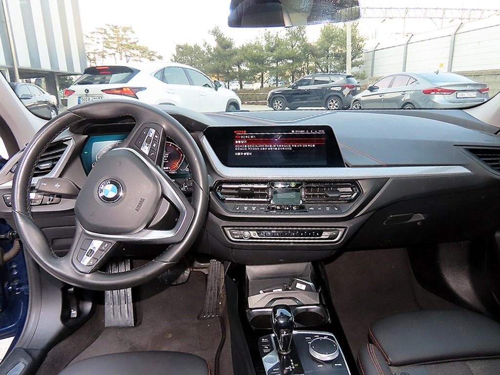 BMW 1시리즈 1시리즈 (F40) 118d 스포츠 이미지 7