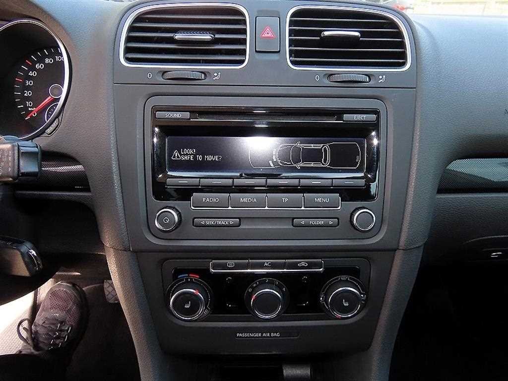 폭스바겐 골프 골프 6세대 1.6 TDI 블루모션 이미지 13