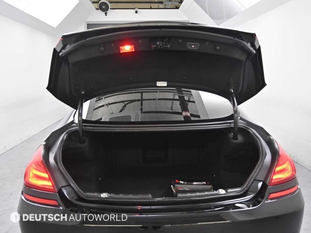 BMW 6시리즈 M6 M6 쿠페 이미지 20
