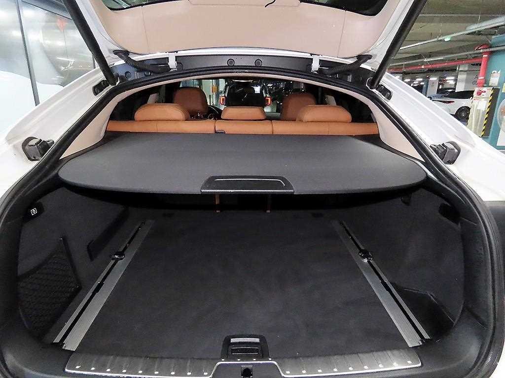 BMW X6 X6 (F16) xDrive 30d 이미지 16
