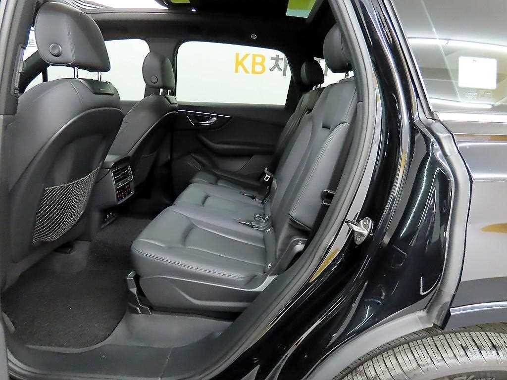 아우디 Q7 Q7 (4M) 45 TDI 콰트로 프리미엄 이미지 6