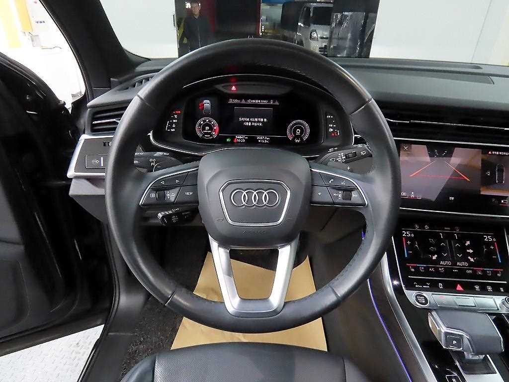 아우디 Q7 Q7 (4M) 45 TDI 콰트로 프리미엄 이미지 9