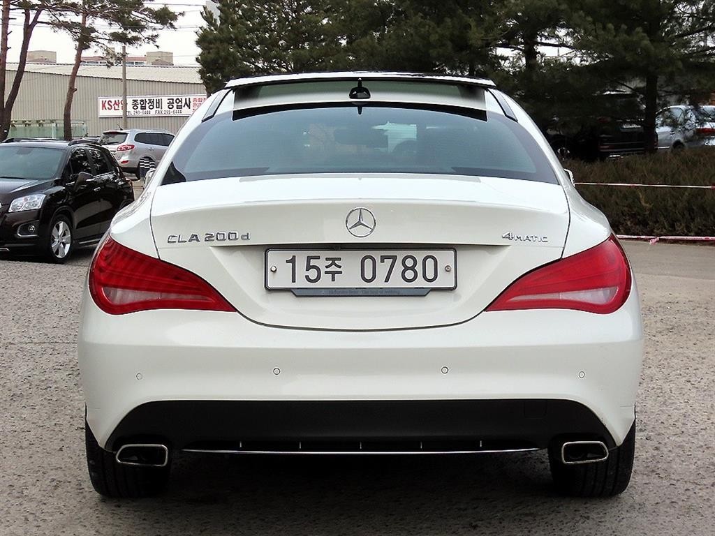 벤츠 CLA 클래스 CLA클래스 CLA 200d 이미지 4