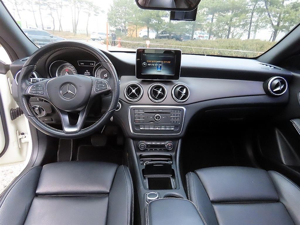 벤츠 CLA 클래스 CLA클래스 CLA 200d 이미지 7