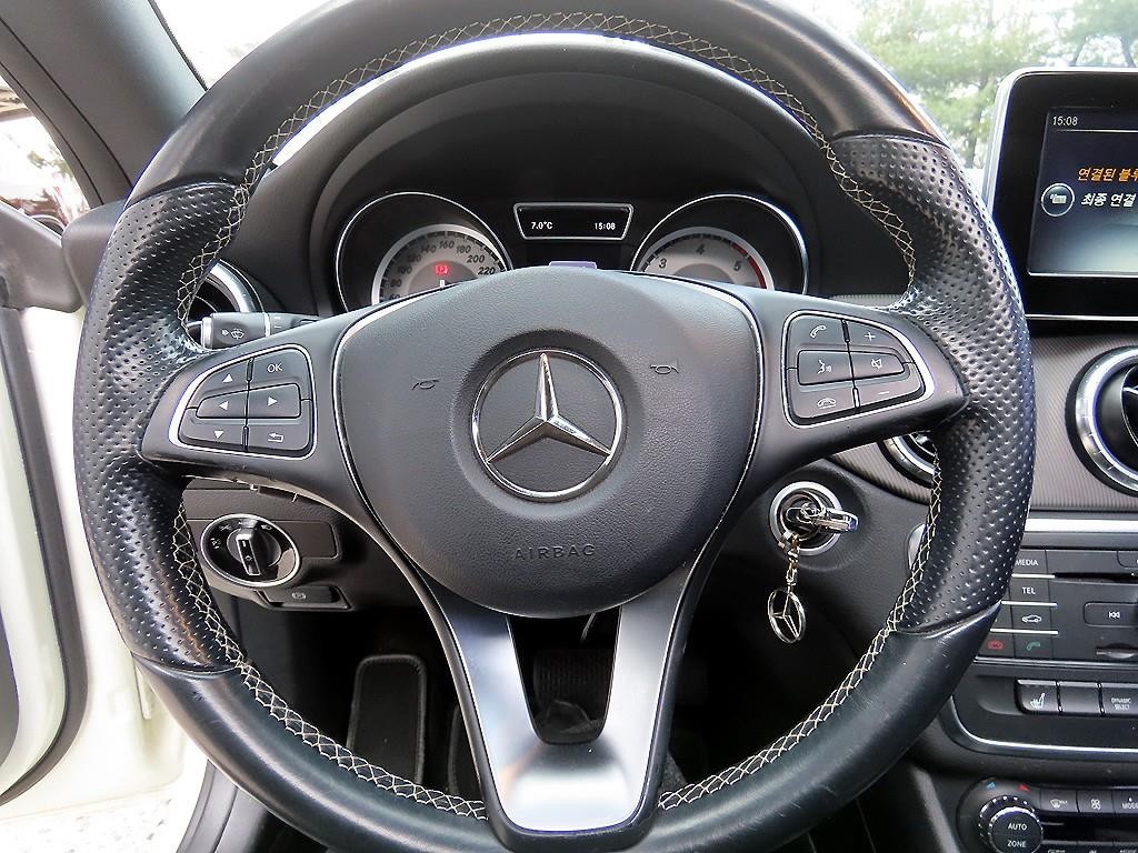 벤츠 CLA 클래스 CLA클래스 CLA 200d 이미지 8