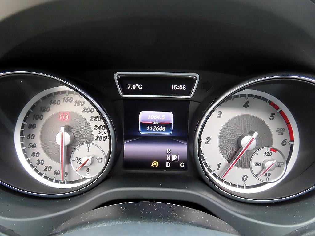 벤츠 CLA 클래스 CLA클래스 CLA 200d 이미지 9
