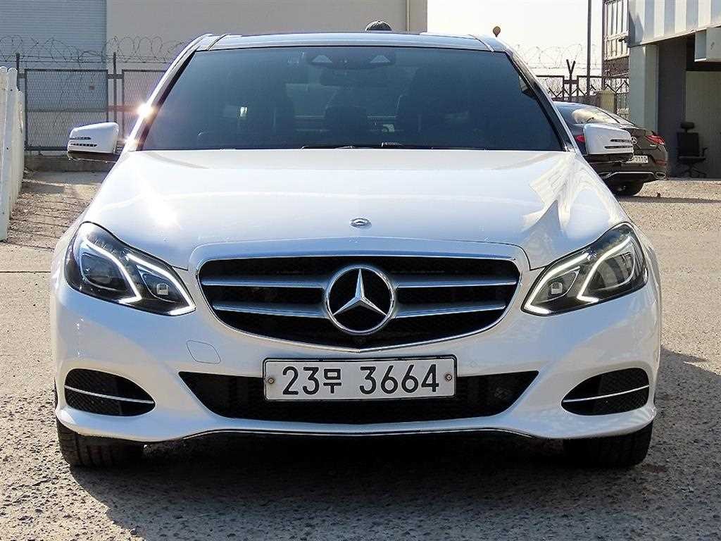벤츠 E 클래스 E-클래스 W212 E250 블루텍 4MATIC 아방가르드 이미지 1