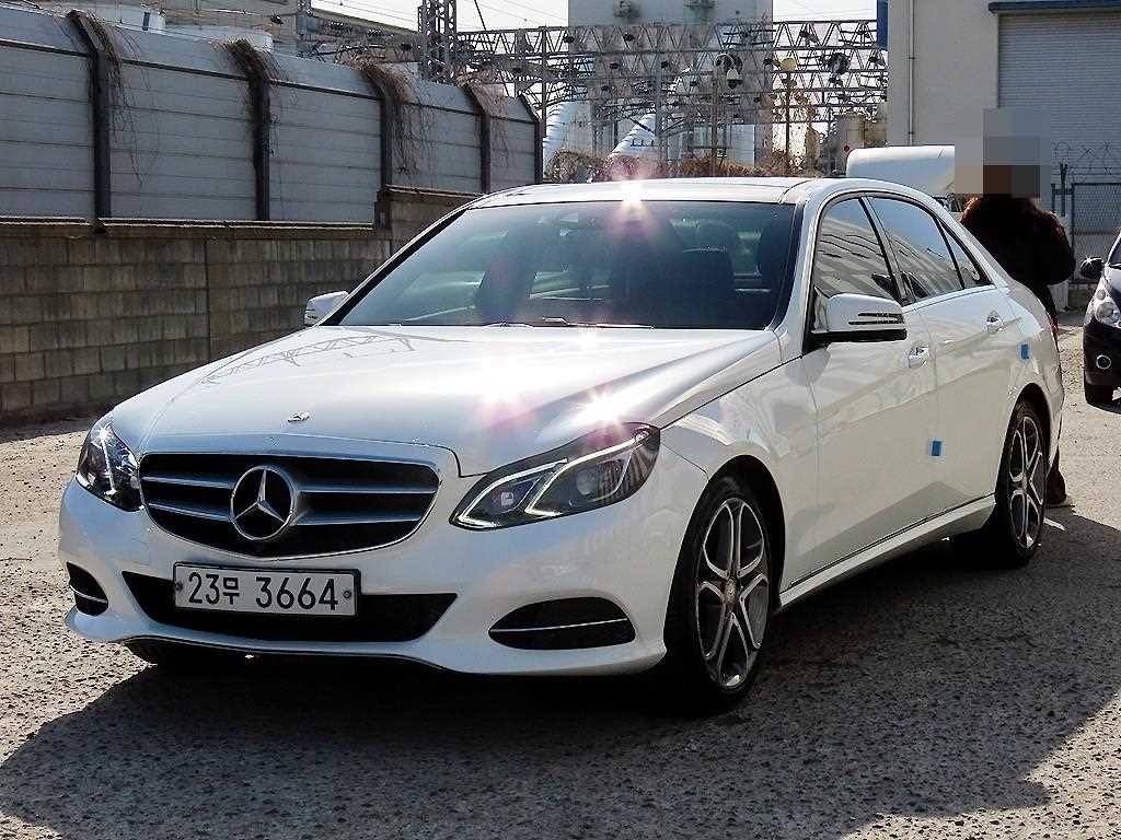 벤츠 E 클래스 E-클래스 W212 E250 블루텍 4MATIC 아방가르드 이미지 2