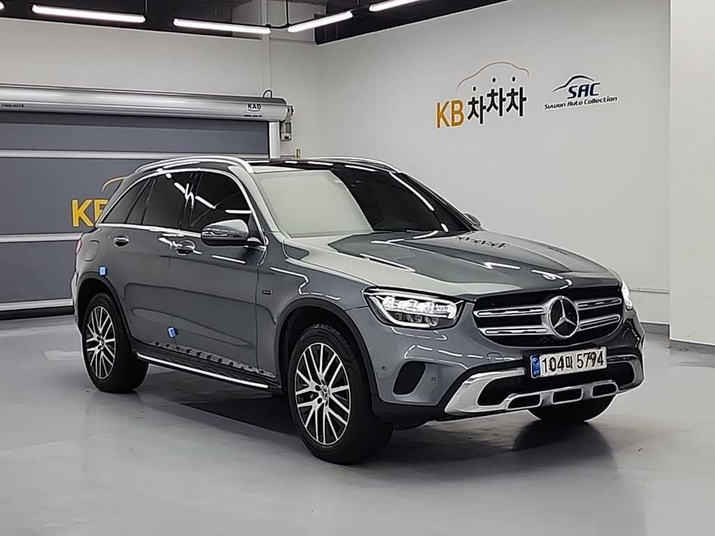 벤츠 GLC 클래스 GLC클래스 X253 GLC 300 e 4MATIC 이미지 4