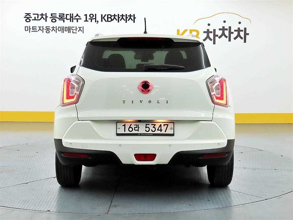 KG모빌리티(쌍용) 티볼리 티볼리 아머 2WD 가솔린 VX 이미지 3