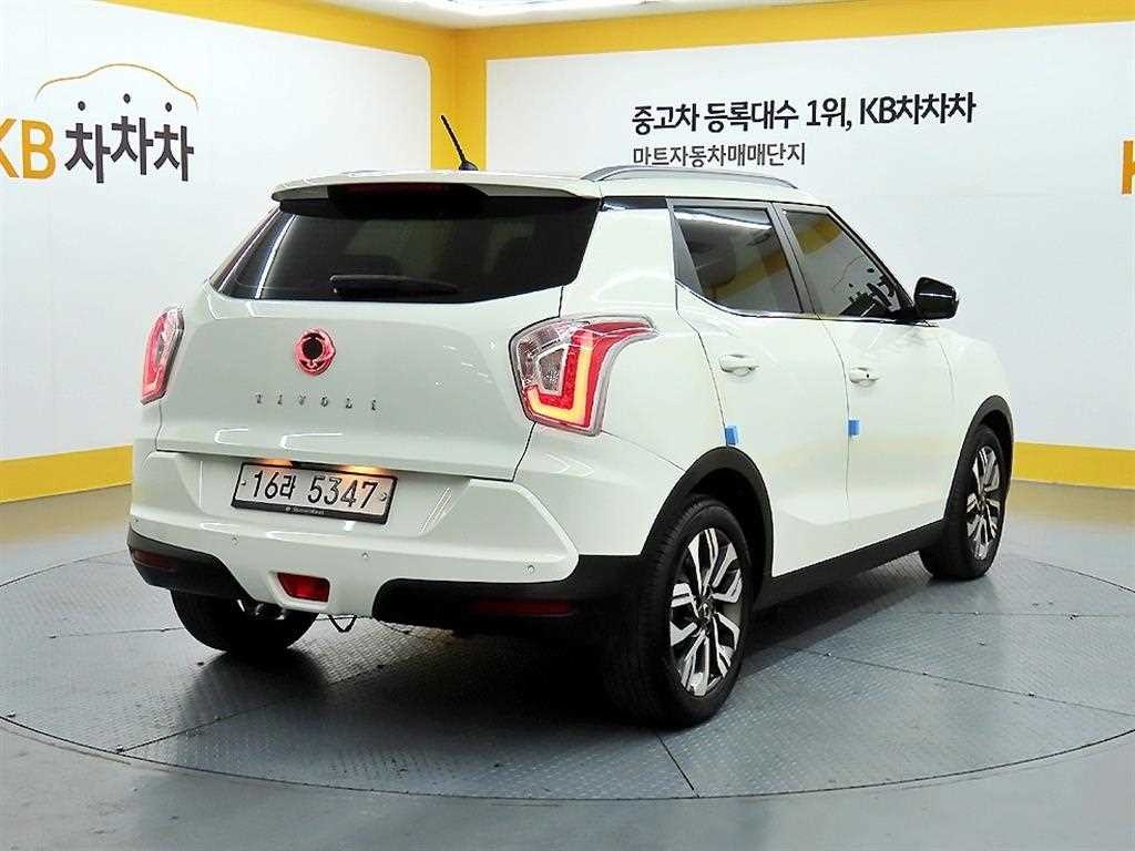 KG모빌리티(쌍용) 티볼리 티볼리 아머 2WD 가솔린 VX 이미지 4