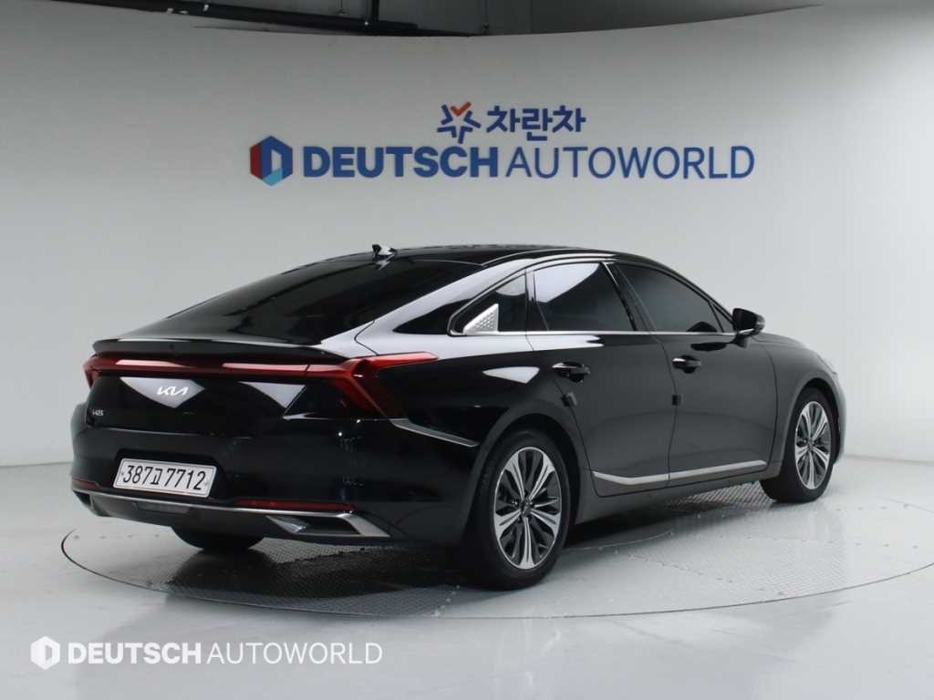 기아 K8 2.5 2WD 시그니처 이미지 2