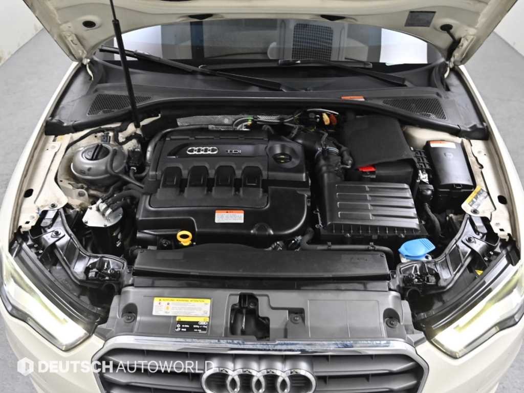 아우디 A3 뉴 A3 35 TDI 다이나믹 스포트백 이미지 6