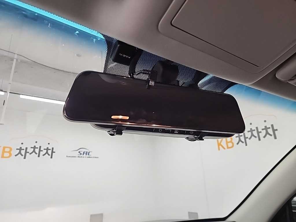 KG모빌리티(쌍용) 렉스턴 렉스턴 스포츠 2WD 디젤 2.2 프레스티지 이미지 17