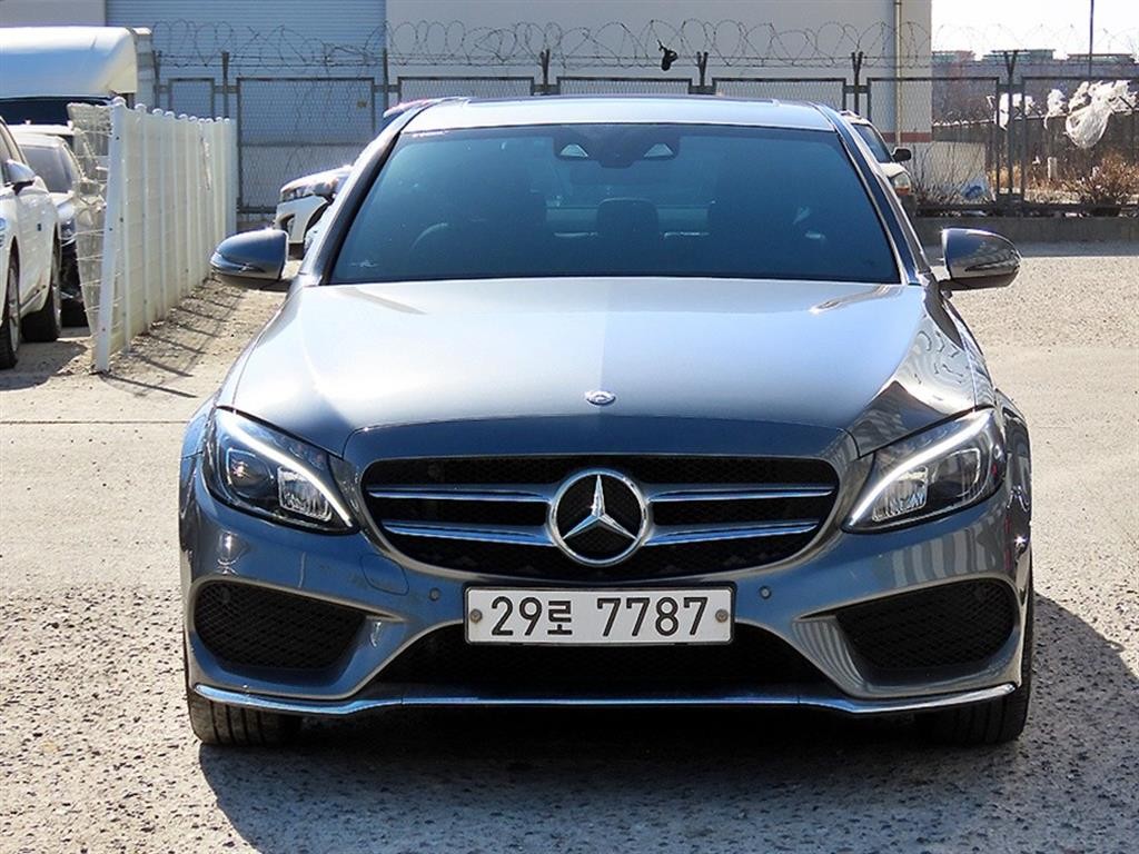 벤츠 C 클래스 C클래스 W205 C200 AMG LINE 이미지 1
