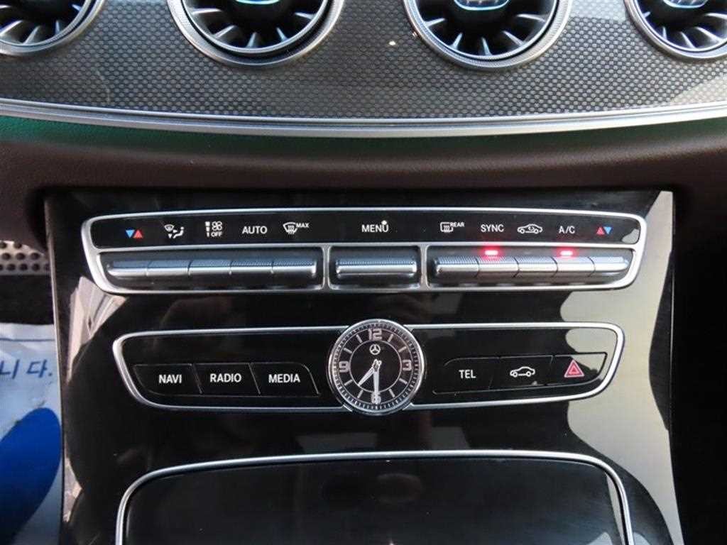 벤츠 CLS 클래스 CLS클래스 C257 CLS 300d AMG Line 이미지 14