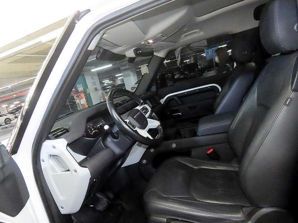 랜드로버 디펜더 디펜더 (L663) 90 D250 S 이미지 6
