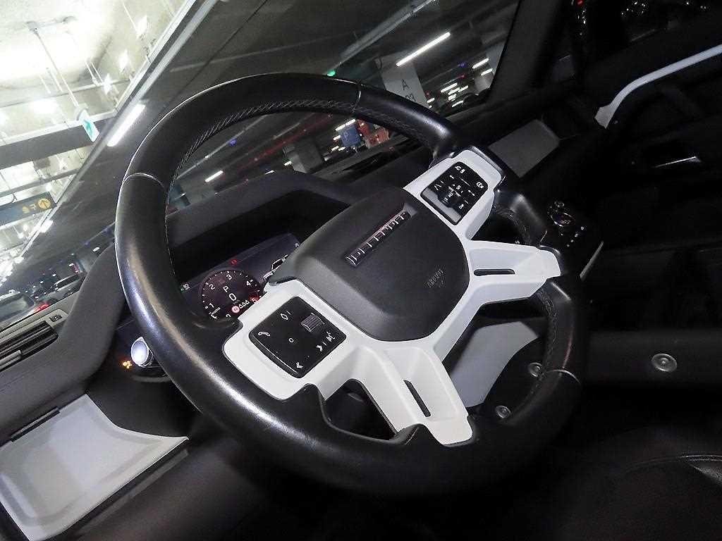 랜드로버 디펜더 디펜더 (L663) 90 D250 S 이미지 8