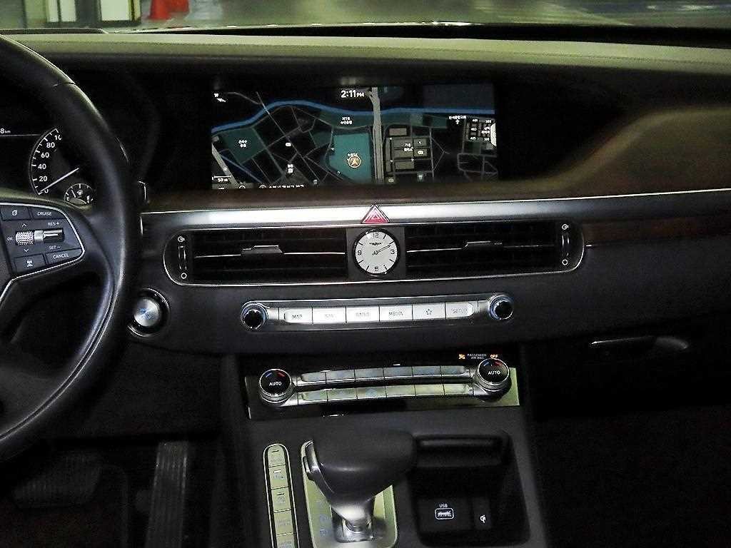 제네시스 G90 3.8 GDI AWD 프리미엄 럭셔리 이미지 11