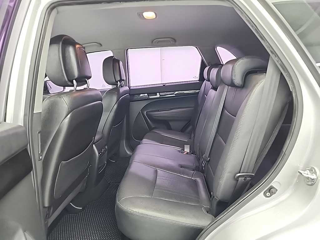기아 쏘렌토 뉴 쏘렌토 R 4WD 2.0 프레스티지 이미지 12