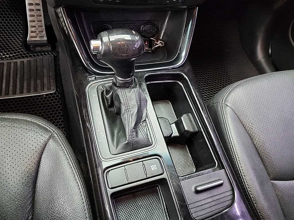 기아 쏘렌토 뉴 쏘렌토 R 4WD 2.0 프레스티지 이미지 8