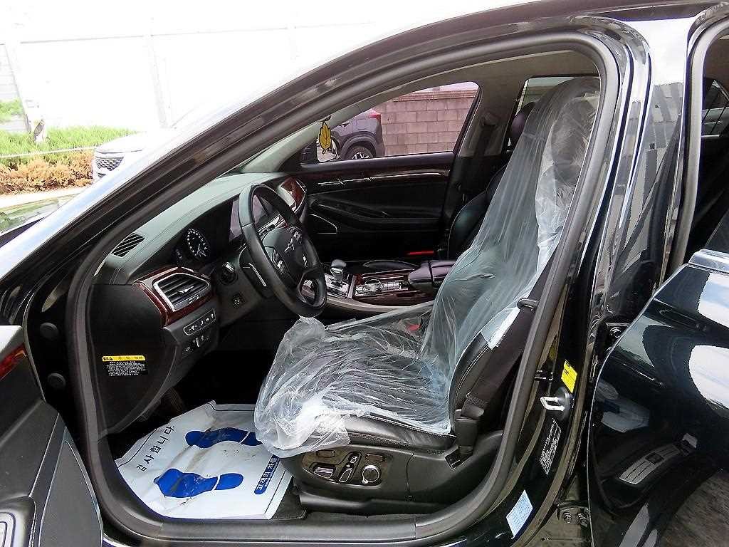 제네시스 EQ900 3.3 T-GDI AWD 프레스티지 이미지 5