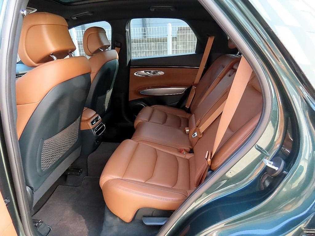 제네시스 GV70 2.2 디젤 AWD 이미지 6