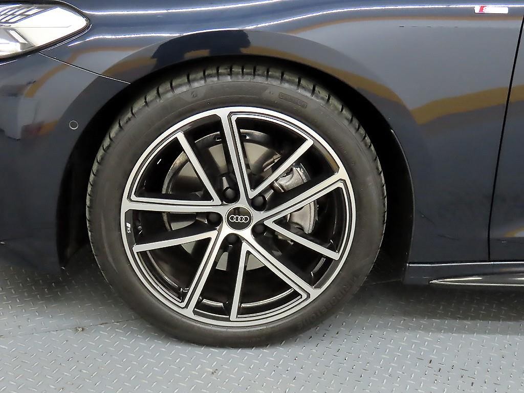 아우디 A5 A5 (B10) 40 TFSI 콰트로 S-라인 이미지 20