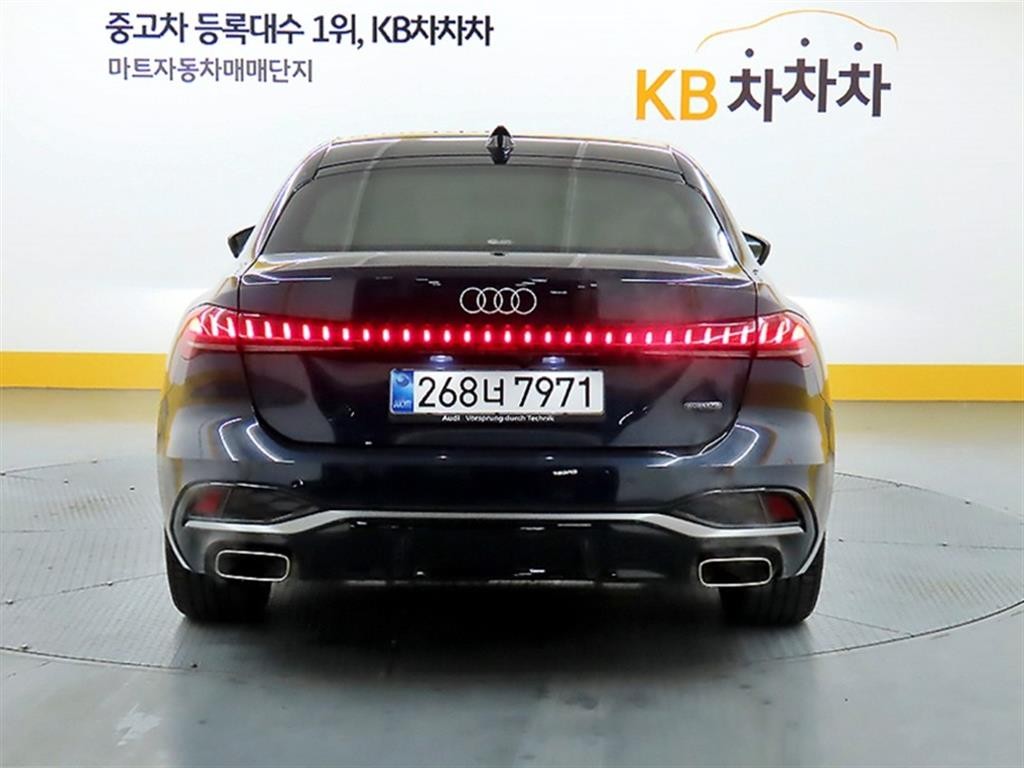 아우디 A5 A5 (B10) 40 TFSI 콰트로 S-라인 이미지 3