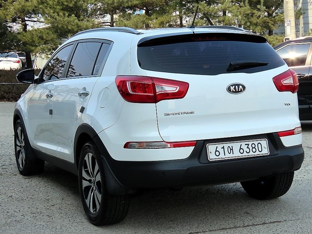 기아 스포티지 스포티지 R 2WD TLX 최고급형 이미지 3
