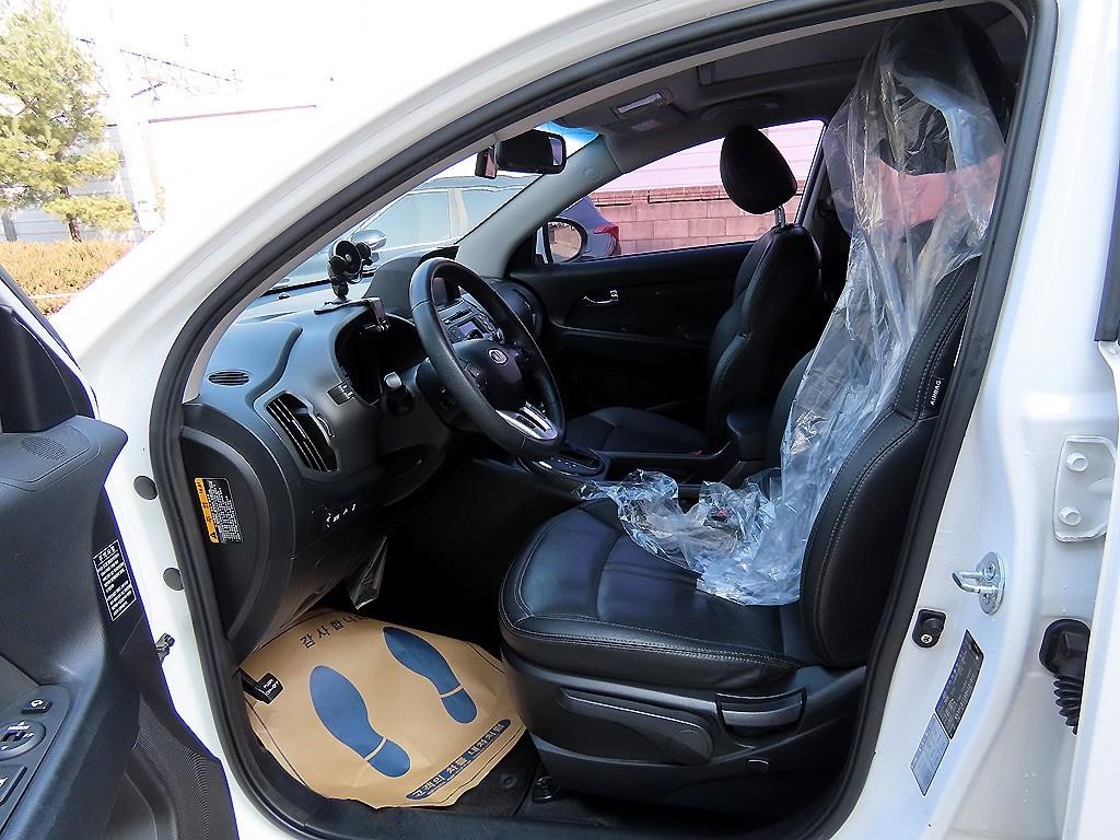 기아 스포티지 스포티지 R 2WD TLX 최고급형 이미지 5