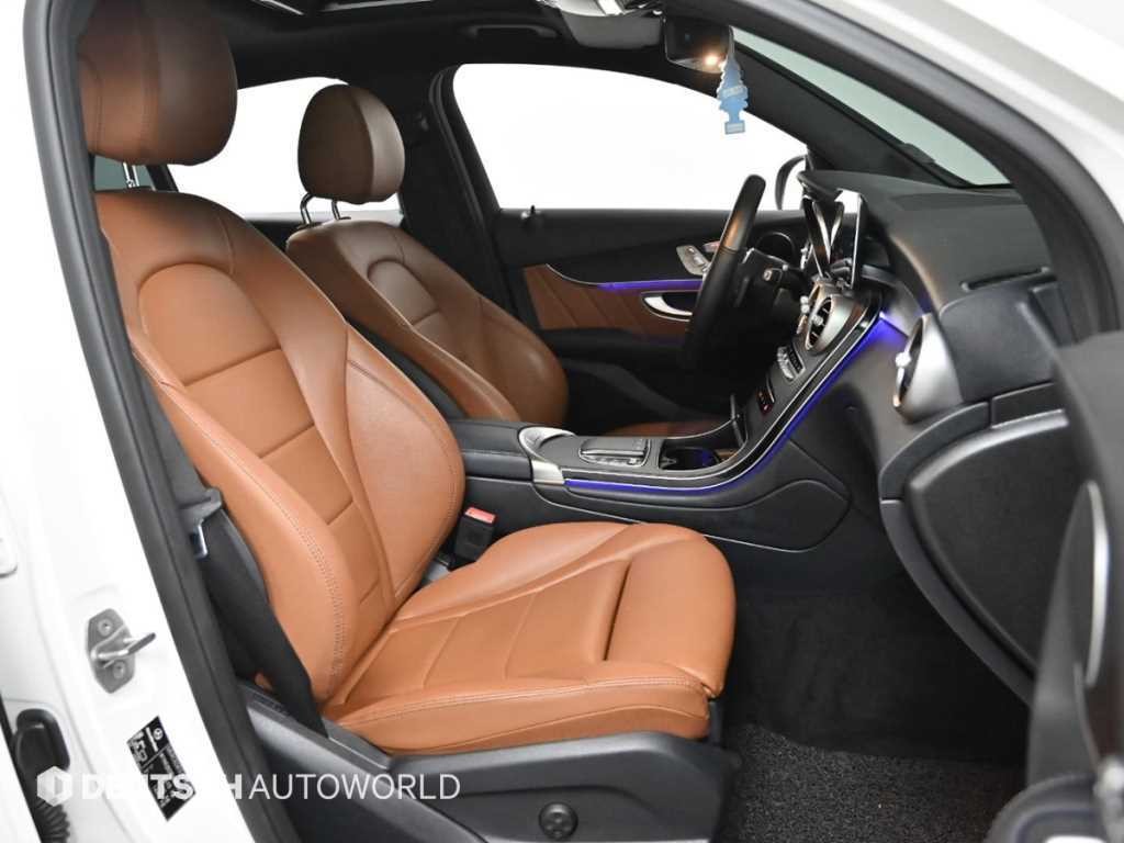벤츠 GLC 클래스 GLC클래스 X253 GLC 300 e 4MATIC 쿠페 이미지 10