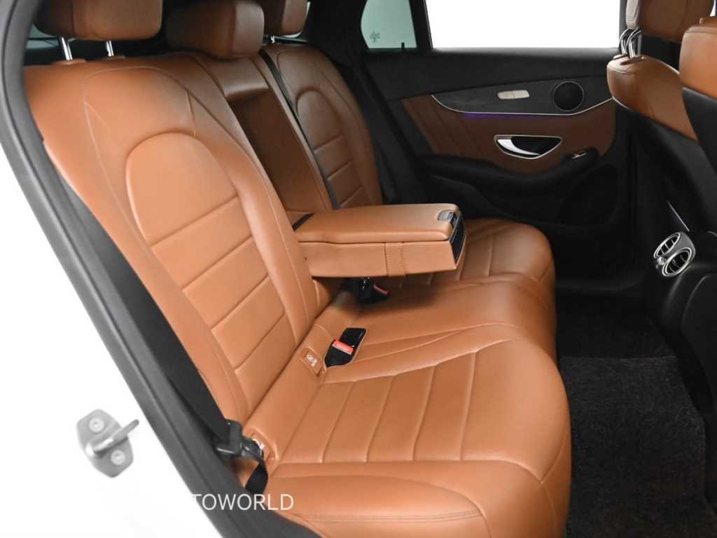벤츠 GLC 클래스 GLC클래스 X253 GLC 300 e 4MATIC 쿠페 이미지 12