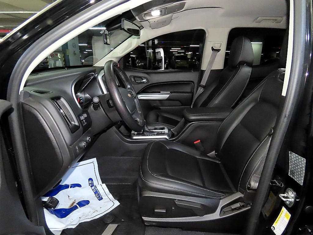 쉐보레 콜로라도 3.6 익스트림-X 4WD 이미지 6